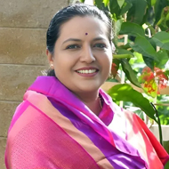 Adv. Yashomati Chandrakant Thakur